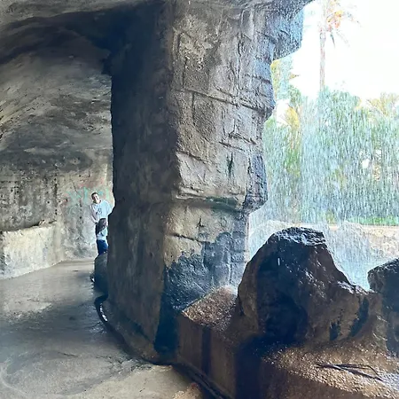 Apartamento La Reina By The Sea *